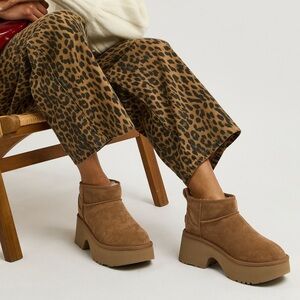 NWT NEW Ugg Classic Ultra Mini New Heights Platform Boot in Chestnut